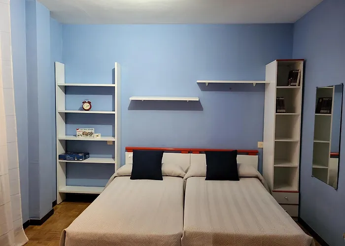 Valencia De Don Juan Apartman *