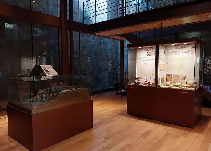 Valencia De Don Juan * Valencia de Don Juan